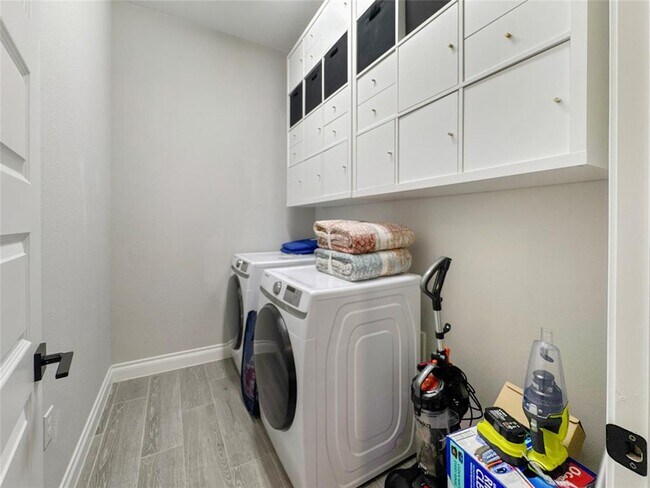 Building Photo - 16608 Christina Garza Dr