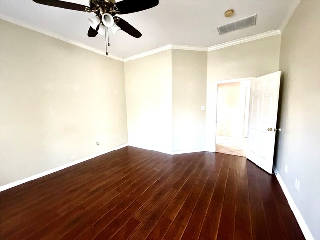 Building Photo - 1723 Wind Trace Cove