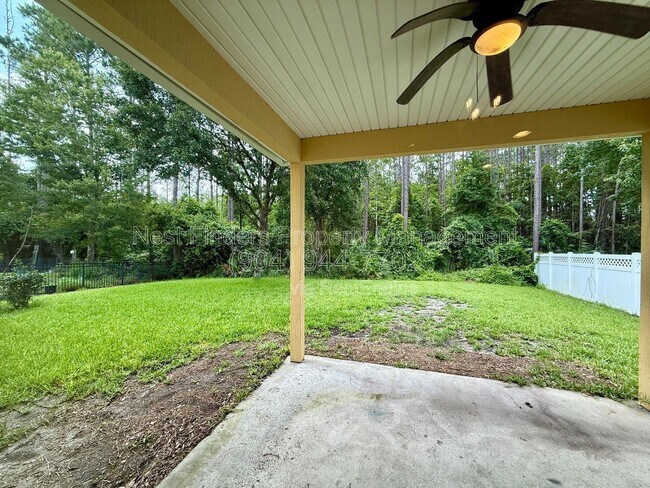 Building Photo - 145 Woodfield Ln