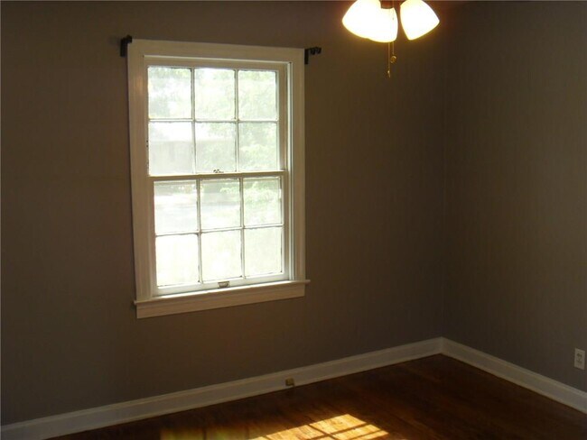 Building Photo - 5506 Avenue G