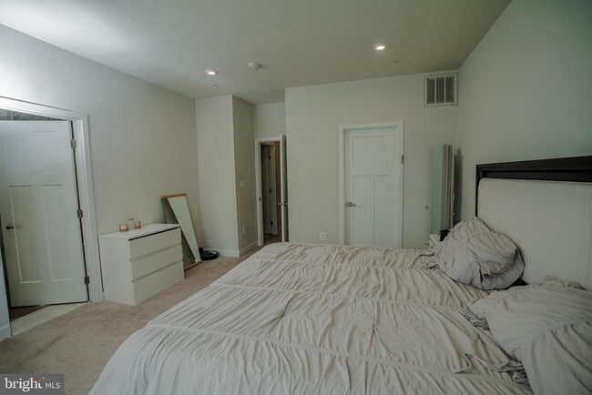Building Photo - 8210 Goldstone Ct