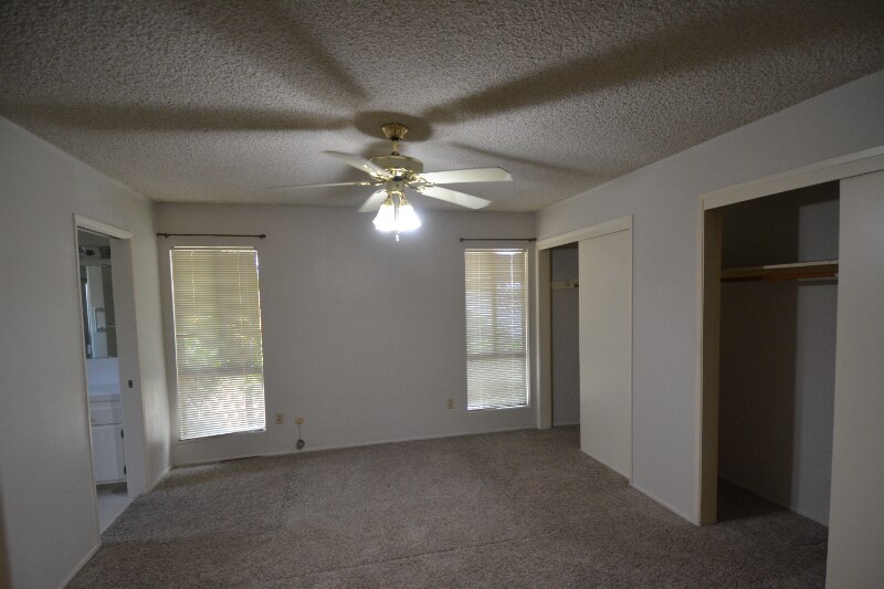 Building Photo - 6017 Friant Dr