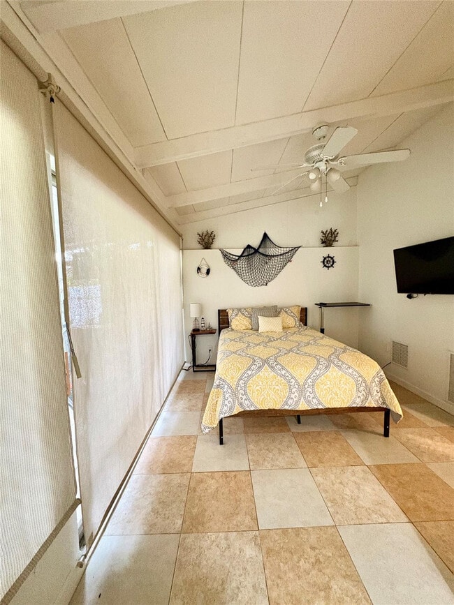 Building Photo - 120 Happiness Ave