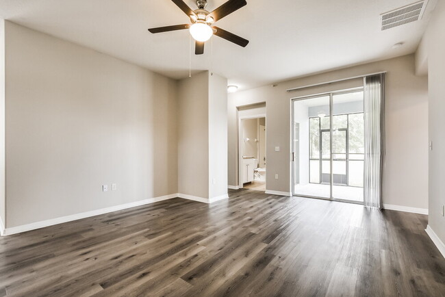 Building Photo - 5755 Coquyt Dr