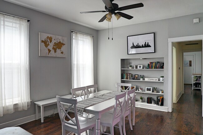 Building Photo - 2614 N Richmond St