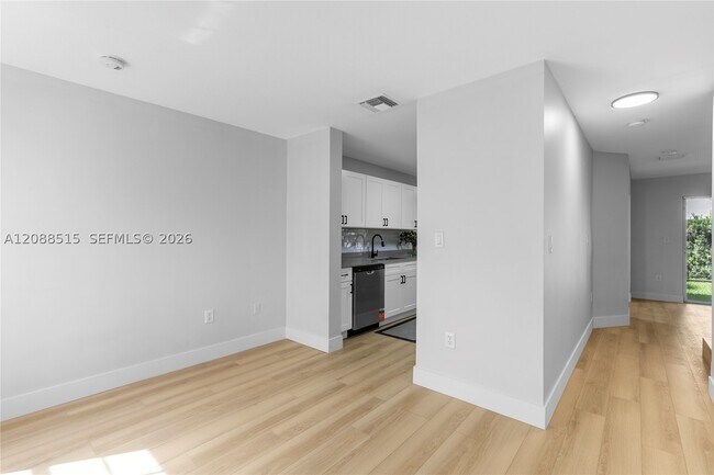 Building Photo - 2256 NW 170th Ave