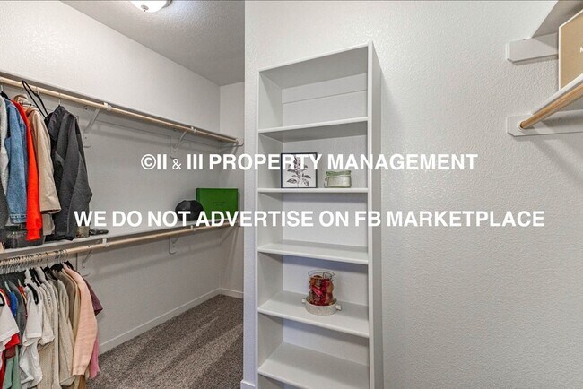 Building Photo - 12566 S Canyon Dr