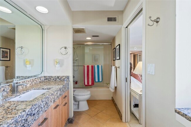 Building Photo - 5555 Heron Point Dr