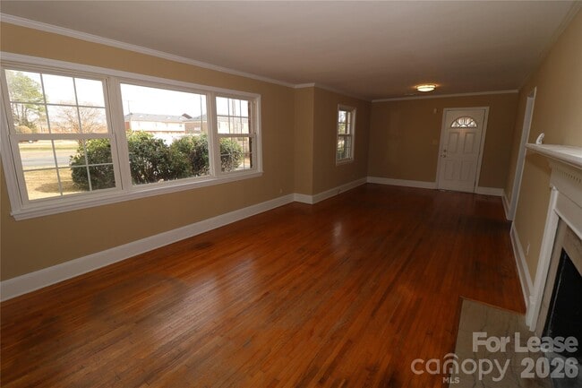 Building Photo - 3741 N Sharon Amity Rd
