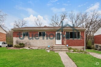 Building Photo - 2840 Orland Ave
