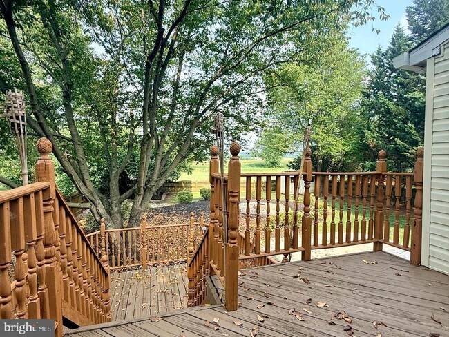 Building Photo - 8487 Inspiration Ave