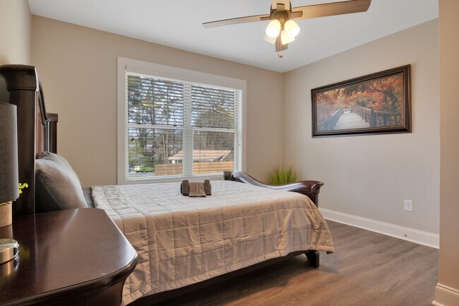 Building Photo - 764 Mary Ln