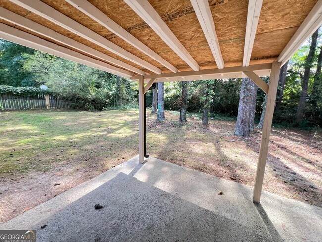 Building Photo - 510 Cornwallis Way