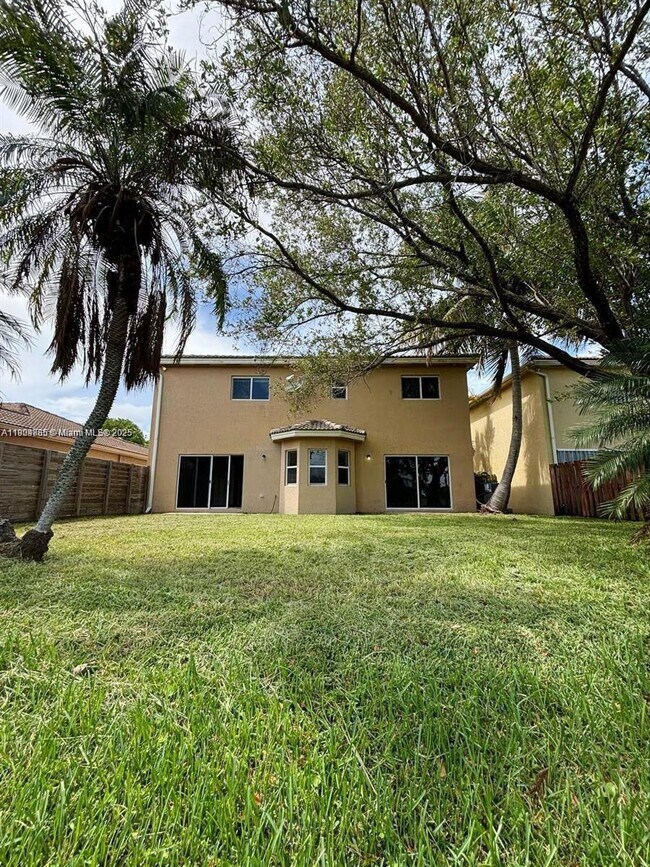 Building Photo - 9032 SW 208th Terrace