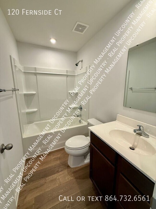 Building Photo - 120 Fernside Ct