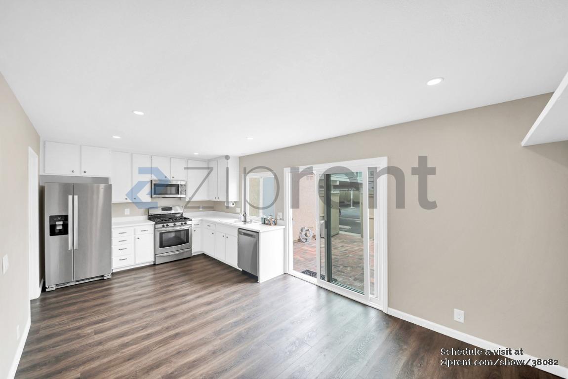 Building Photo - 76 Timber Run
