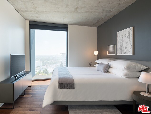 Building Photo - 8500 Sunset Blvd