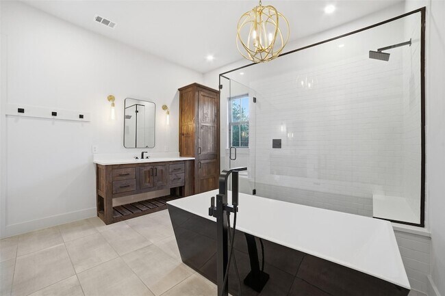 Building Photo - 23937 Oscar Rd