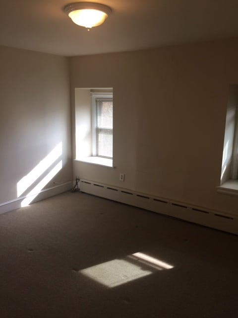 Building Photo - 1611 N Rodney St