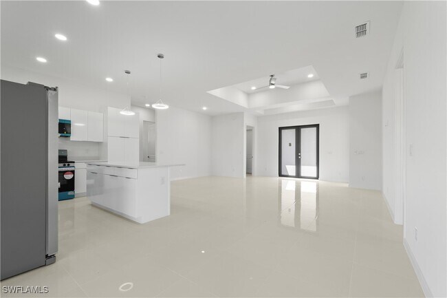 Building Photo - 2916 30th St SW