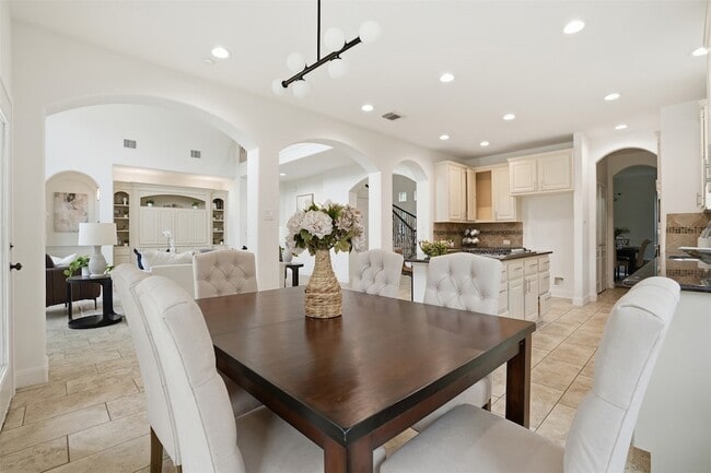 Building Photo - 2802 Kestrel Trace Ln