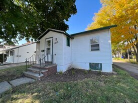 Building Photo - 1213 N Gillett St