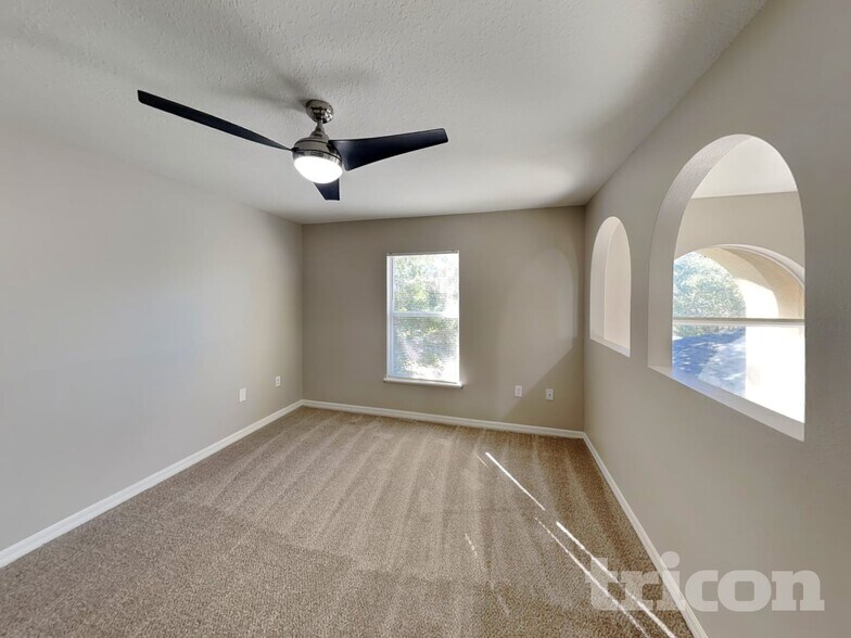 Building Photo - 2280 Kingscrest Cir