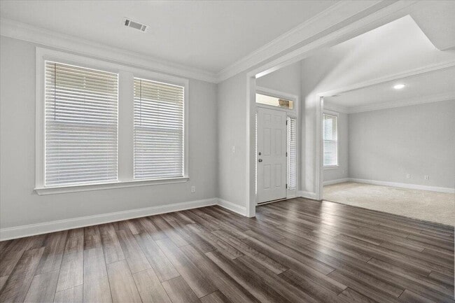 Building Photo - 239 Prominence Dr