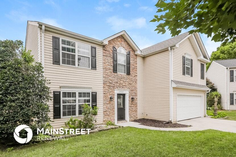 Building Photo - 3930 Laurel View Cir