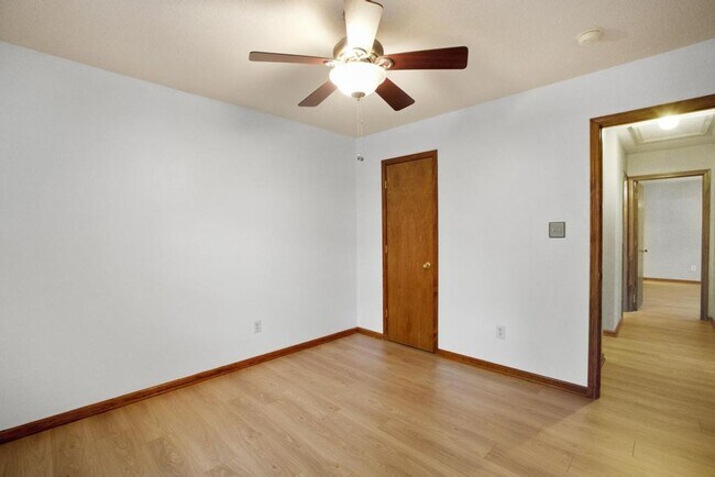 Building Photo - Community Water Access! Gorgeous Home!