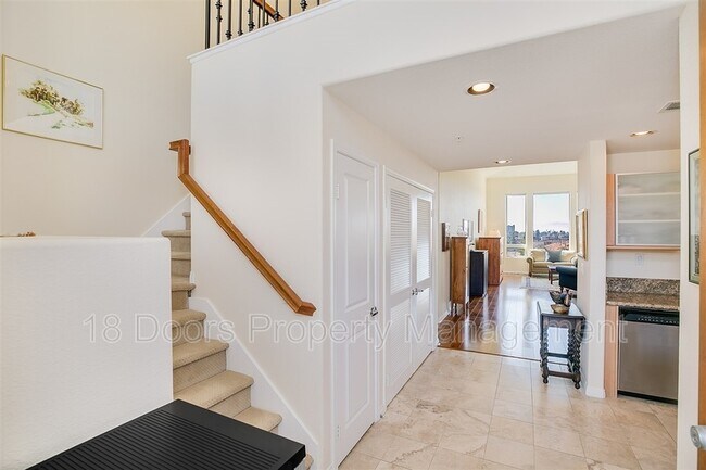 Building Photo - 4057 1st Ave