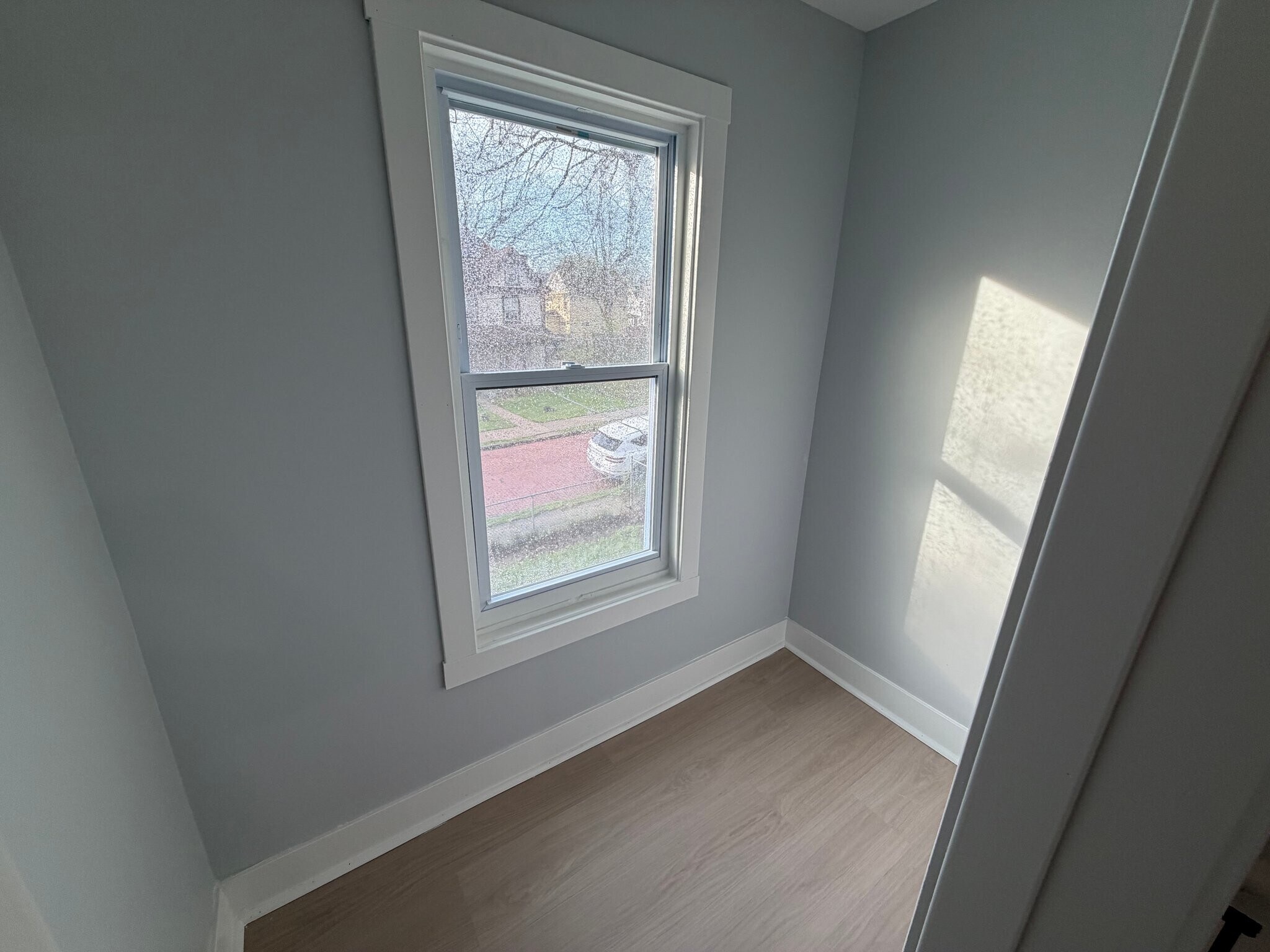 Building Photo - 1115 Fairdale St