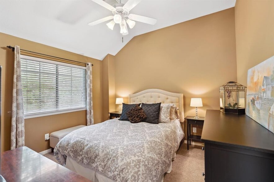 Building Photo - 7606 N Linpar Ct