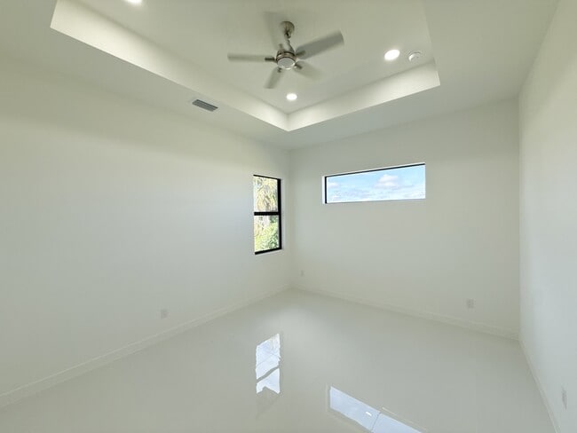 Building Photo - 4238 NW 34th St