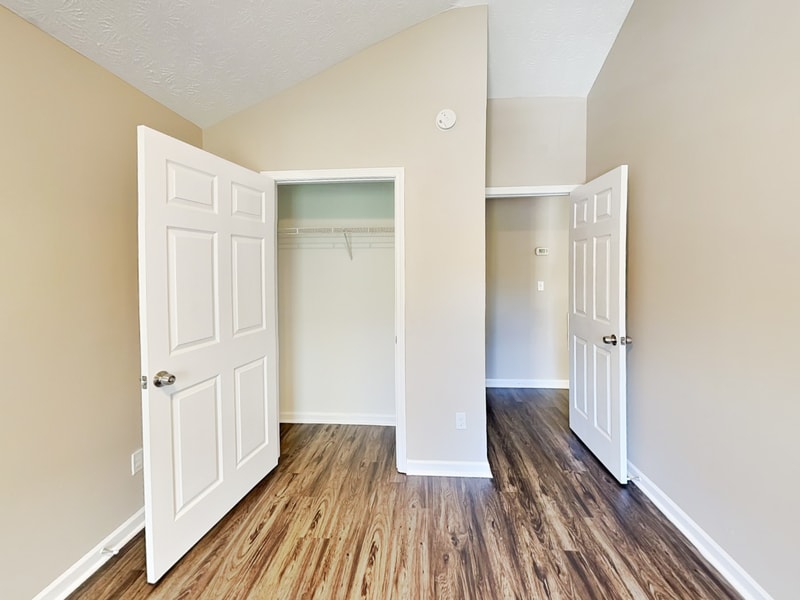 Building Photo - 217 Autumn Ridge Dr