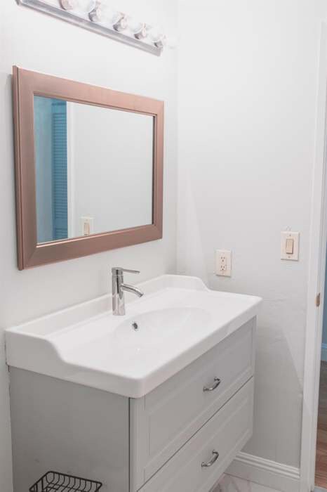 Building Photo - 7379 Durfee Way