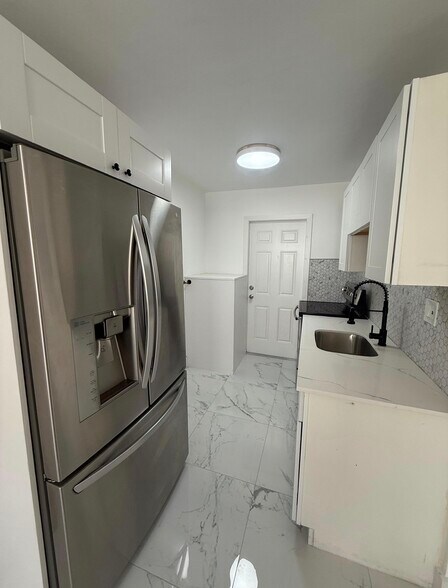 Building Photo - 1225 NW 2nd St