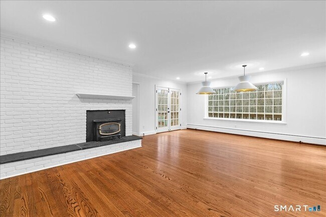 Building Photo - 116 Scarlet Oak Dr