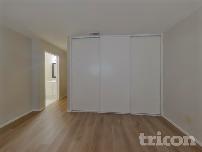 Building Photo - 520 Eider Ln