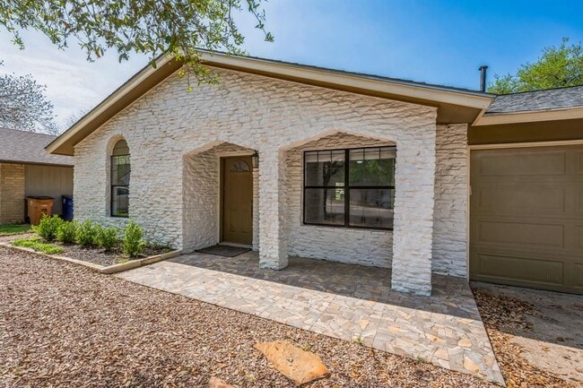 Building Photo - 2009 Scofield Ln