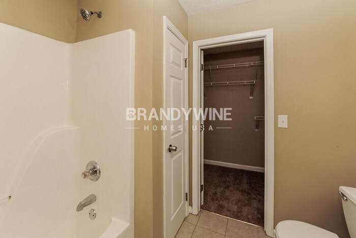 Building Photo - 371 Walker Dr