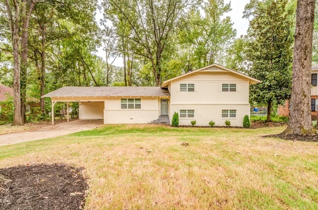 Primary Photo - Charming 4-Bedroom, 3-Bath Single-Family H...