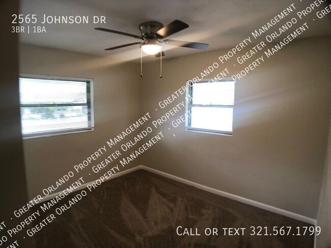 Building Photo - 2565 Johnson Dr