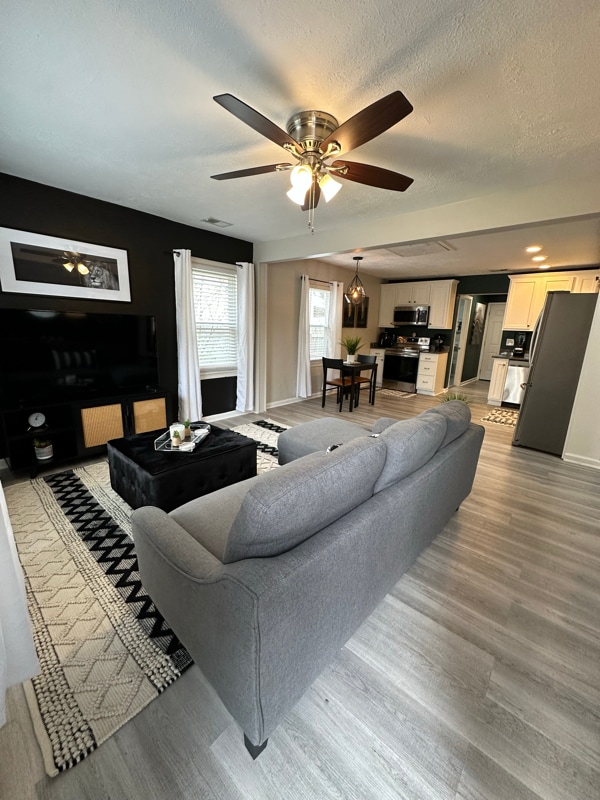 Building Photo - 2500 Emil Ave