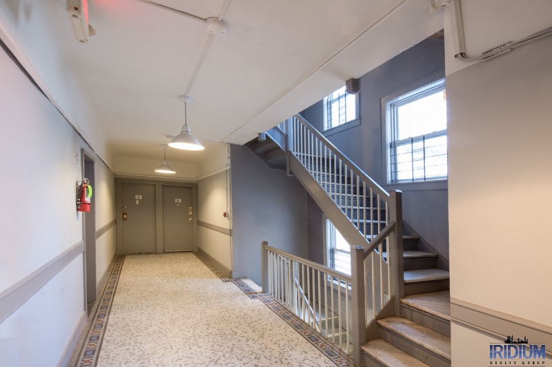 Building Photo - 471 Madison Ave