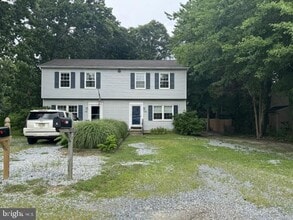 Building Photo - 406 Gardens Ave