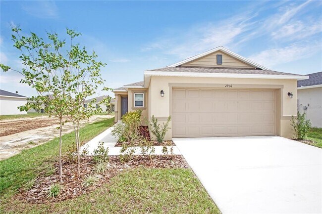 Building Photo - 2906 Lavanda Dr