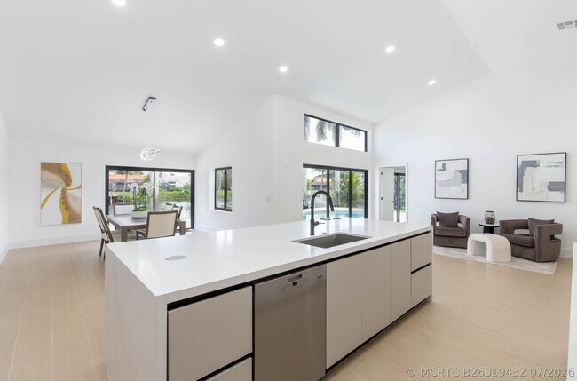 Building Photo - 2281 Seaford Dr