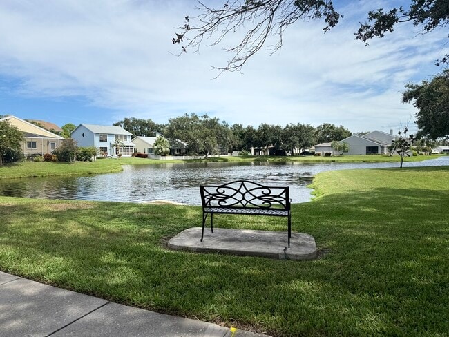 Building Photo - 1070 Sanibel Ct