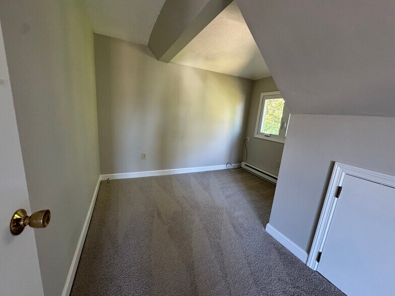 Building Photo - 59 Waverley Rd